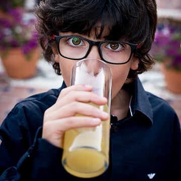 niños boda marbella